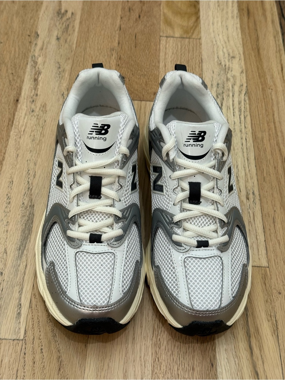 New Balance 530 Sneakers - Picture 3 of 8